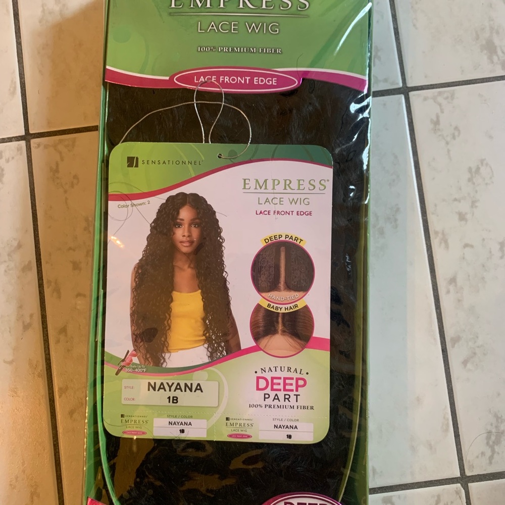 Brand new Empress lace wig